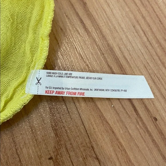 ❤️ HOST PICK ❤️ FREE PEOPLE embroidered cotton gauze peasant top with tassels M - Picture 13 of 14